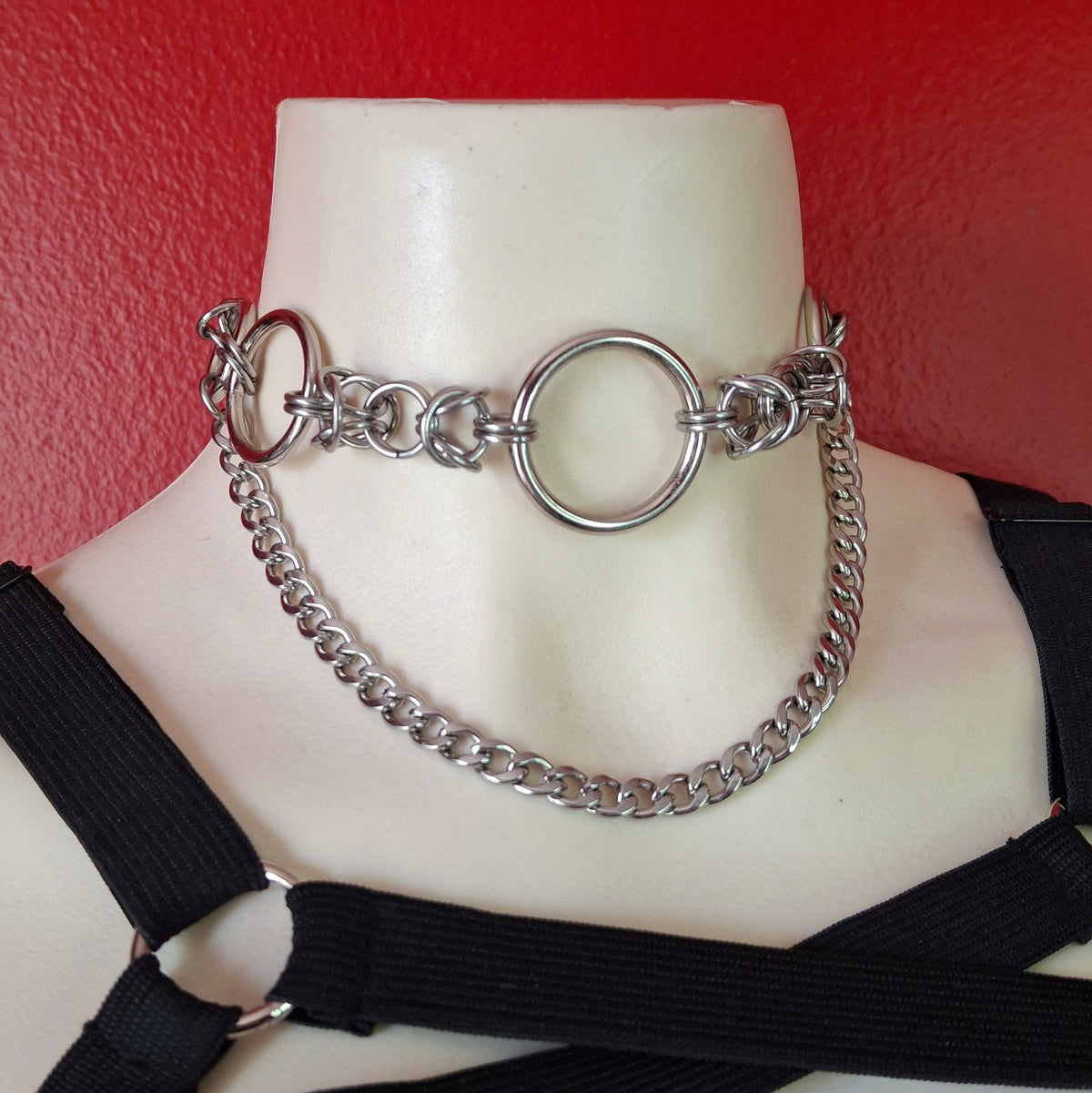Trinity chainmaille choker necklace