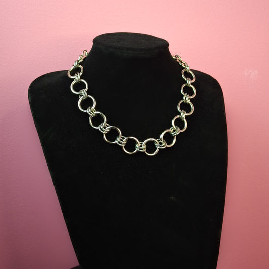 Chainmail choker necklace