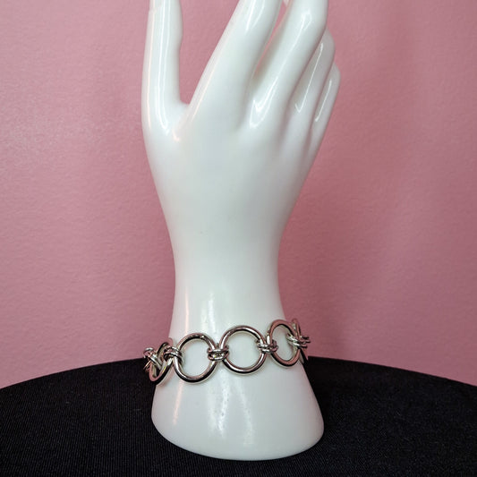 O-ring chainmail bracelet