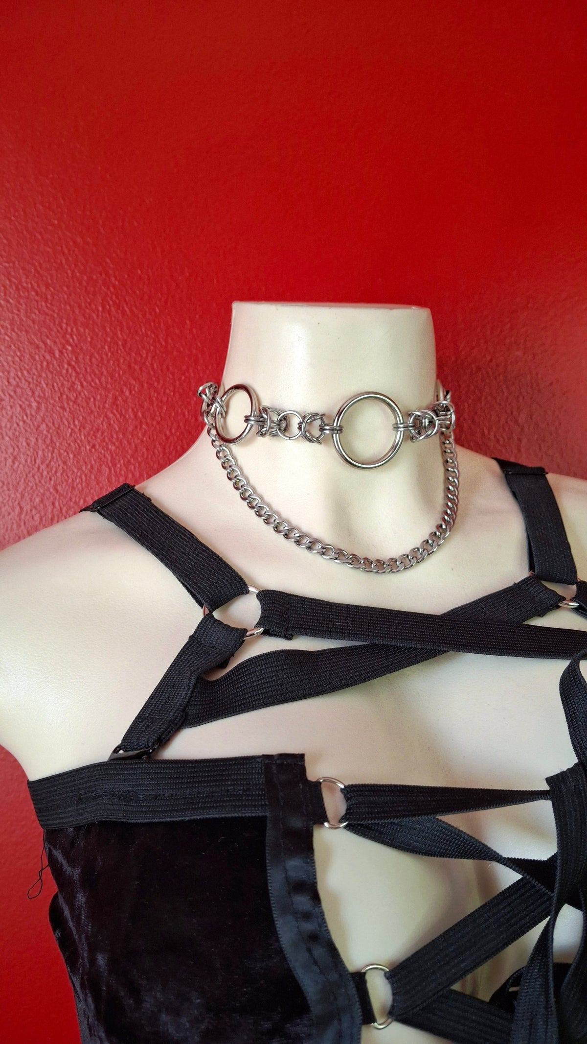 Trinity chainmaille choker necklace