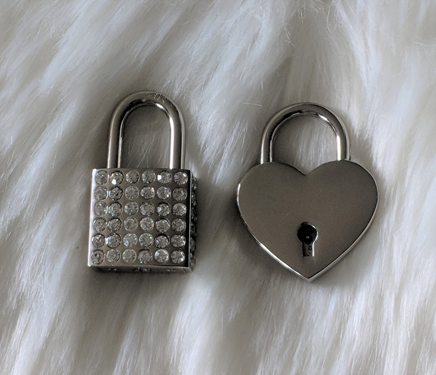 Twila lock choker - heart or rhinestone lock